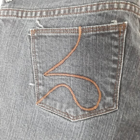 Simply Vera - Vera Wang Boot Leg Jeans - Size 12 - Picture 6 of 9